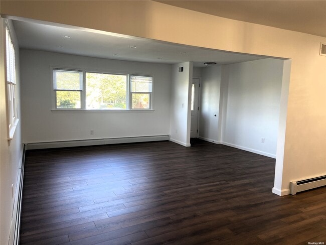 Building Photo - 473 Franklin Blvd
