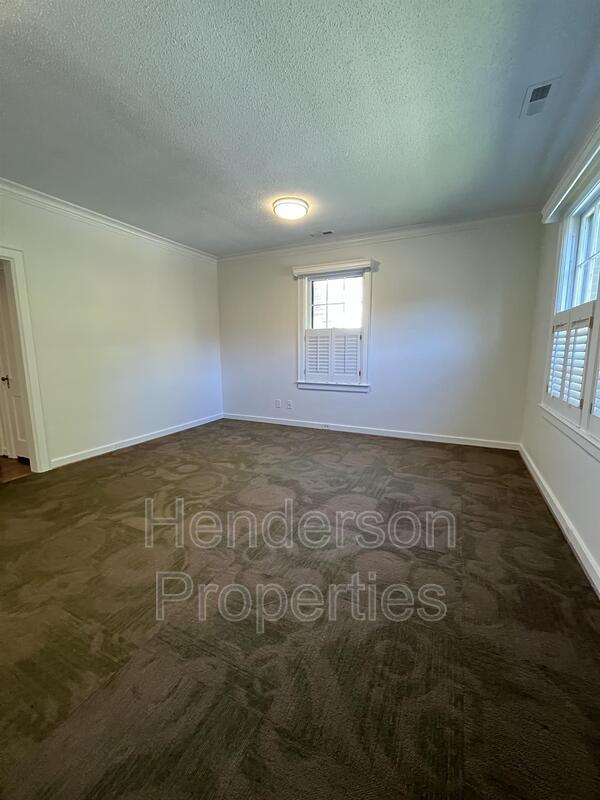 Foto del edificio - 418 Fenton Pl
