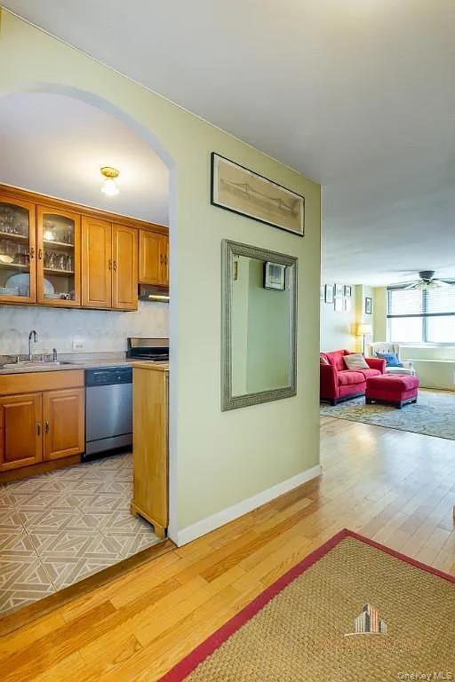 Foto del edificio - 345 E 93rd St