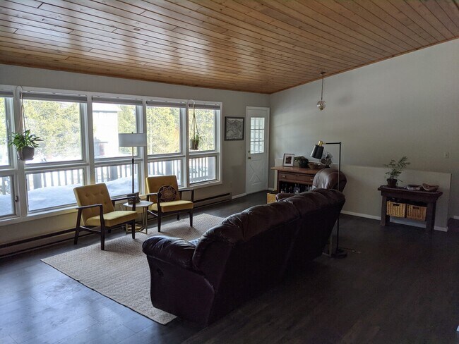 Building Photo - 40 Eaglehead Dr
