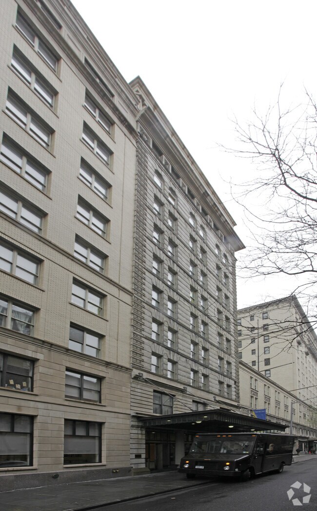 St. Towers Apartments in Brooklyn, NY