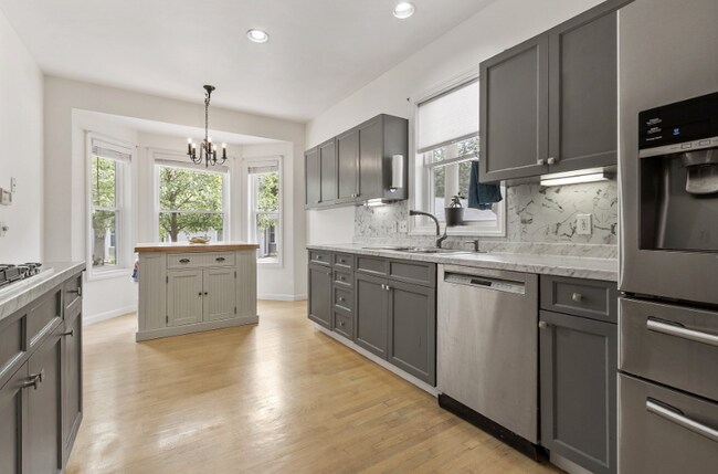 Foto del edificio - 5 Maple Ridge Dr