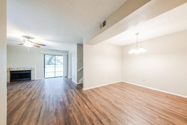 Building Photo - 414 Dawn Dr