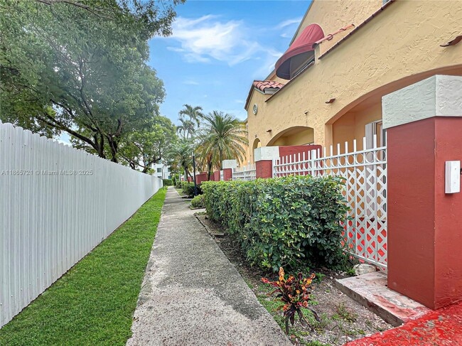 Building Photo - 8515 NW 3rd Ln