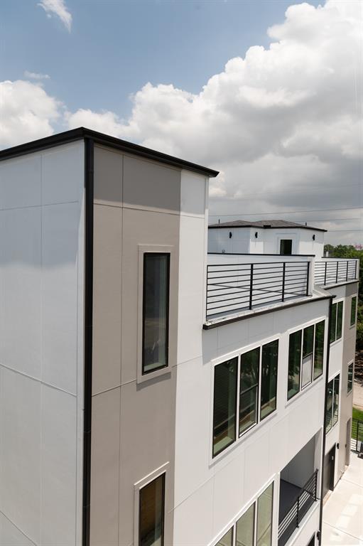 Foto del edificio - 3110 Live Oak St
