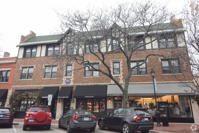 Building Photo - 346 Park Ave