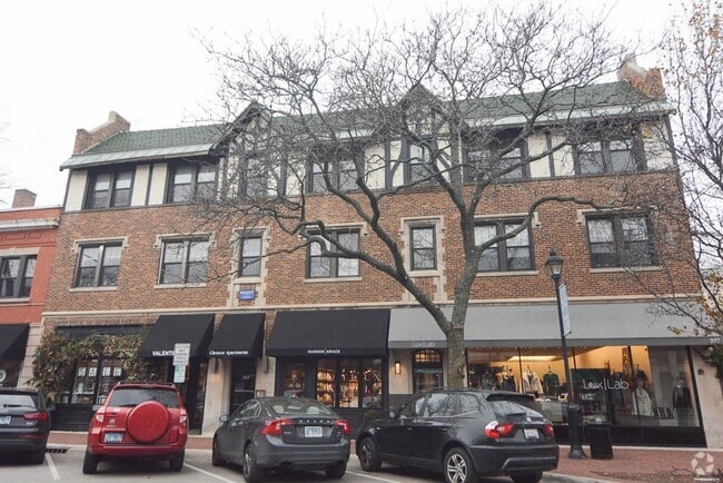 Building Photo - 346 Park Ave