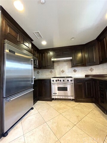 Foto del edificio - 11440 National Blvd