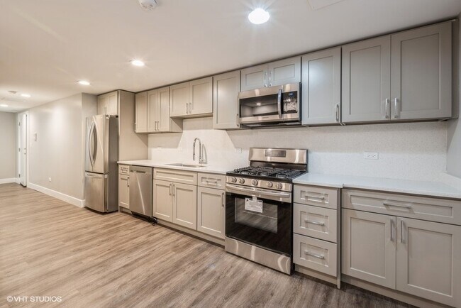 Foto del edificio - 5038 S St Lawrence Ave