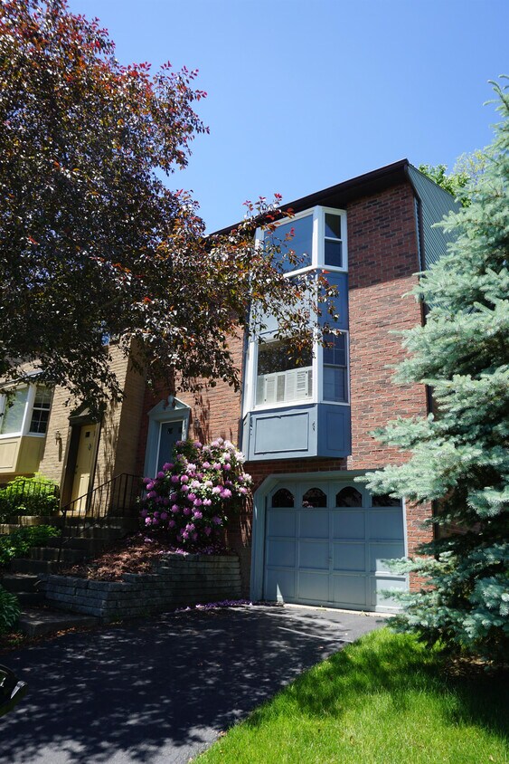 Foto principal - 939 Trillium Trail