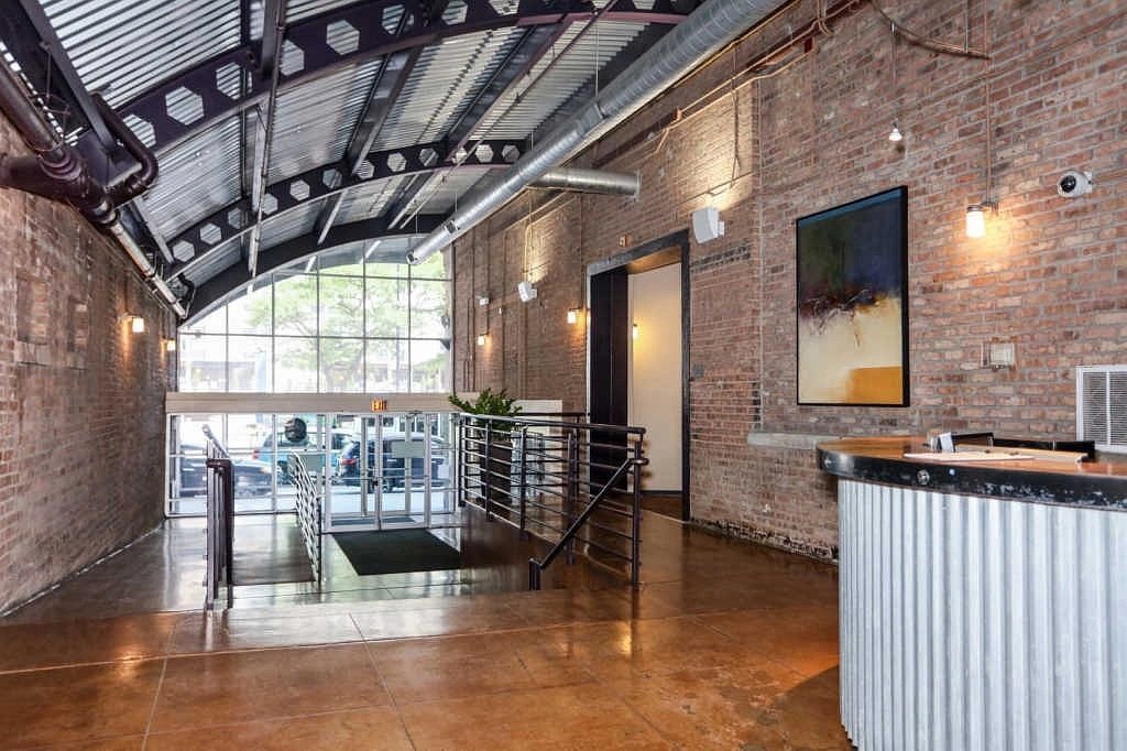 Foto principal - 500 S Clinton St