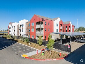 Building Photo - Norco Valley