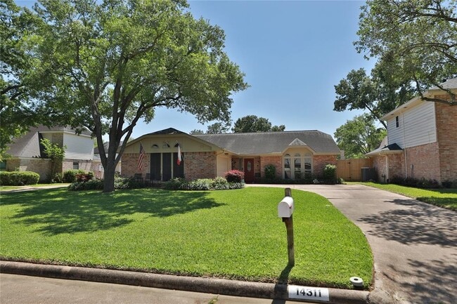 Building Photo - 14311 Sugar Mill Cir