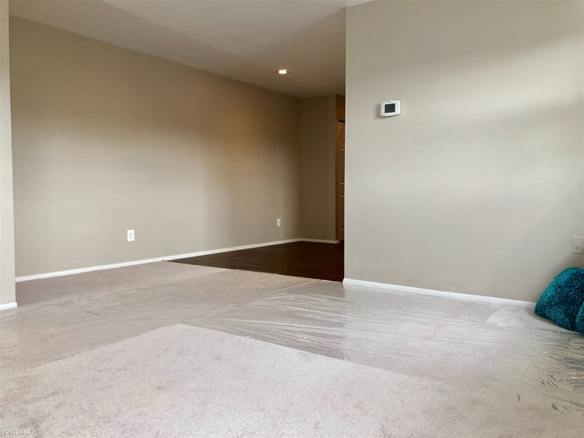 Building Photo - 2 br, 2 bath  - 11917 Tarragon Rd Apt L