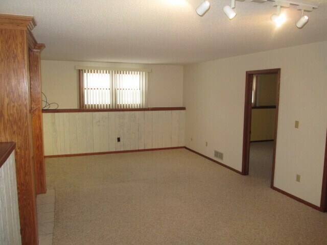 Building Photo - 1803 S 36th St