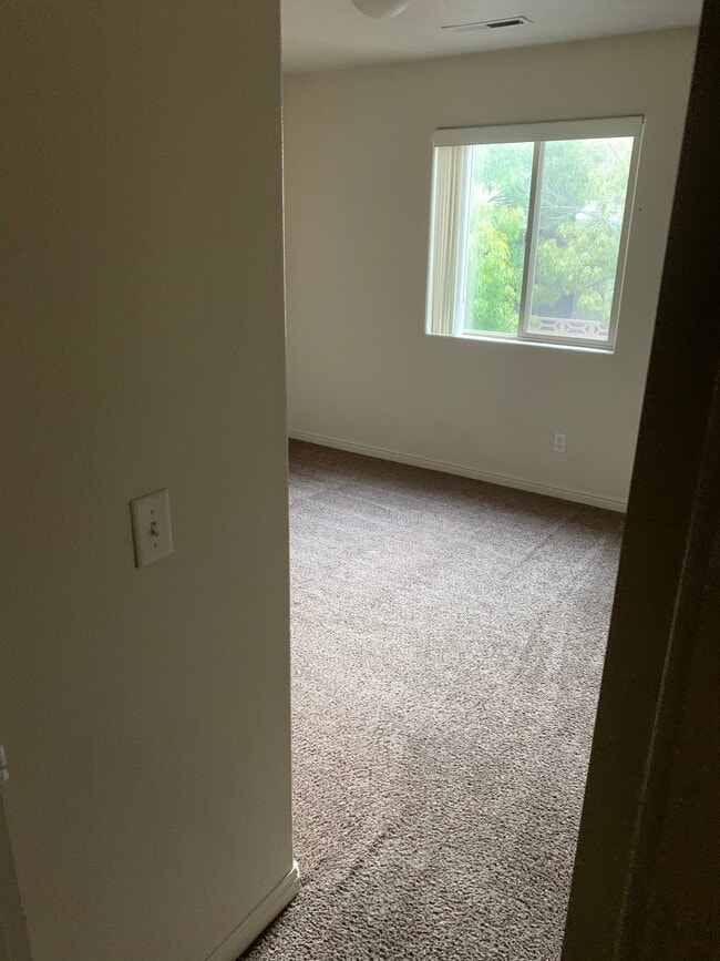 Building Photo - PPM Lease & Management (1058)