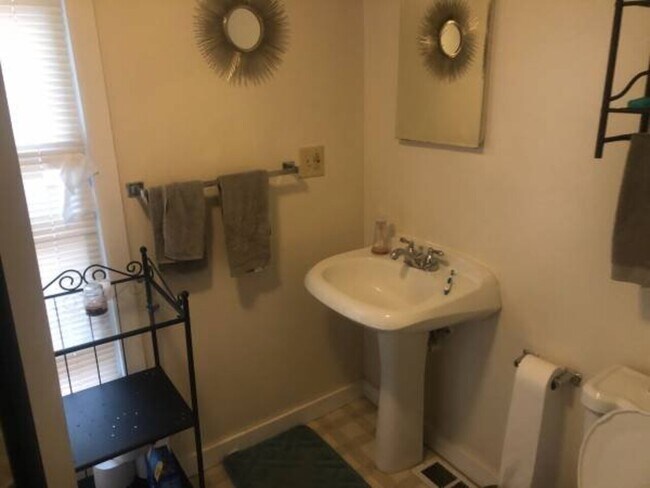 Foto del edificio - 513 South Aurora St