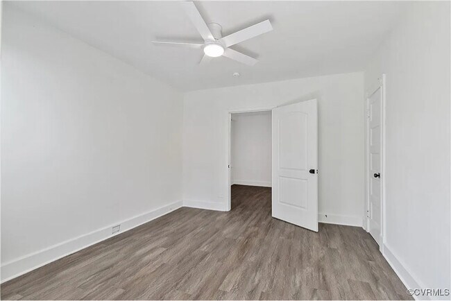 Foto del edificio - 3139 Ellwood Ave
