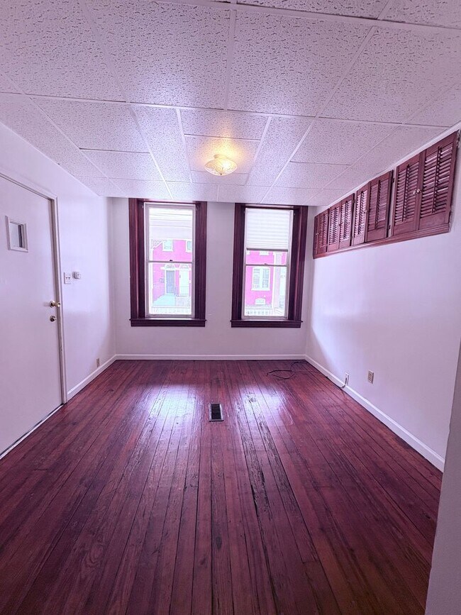 Foto del edificio - Available Now. 2 Bedroom Apt.
