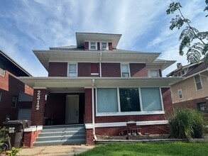 Building Photo - 2312 Washington St