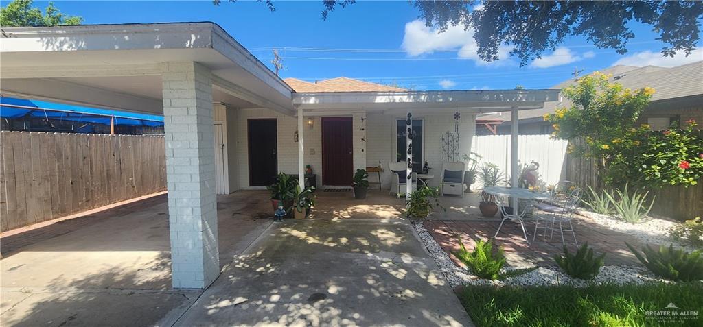 Foto principal - 118 Keystone St