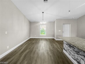 Building Photo - 3309 10th St W
