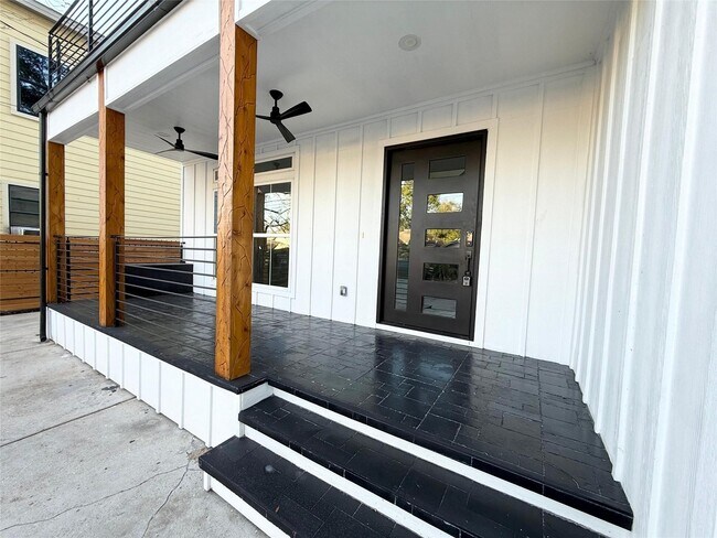 Foto del edificio - 1617 Common St