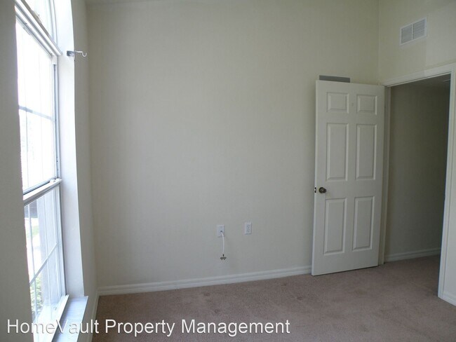 Building Photo - 3 br, 2 bath House - 4925 Sandra Bay Dr #205