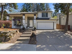 Building Photo - 13936 SW Uplands Dr