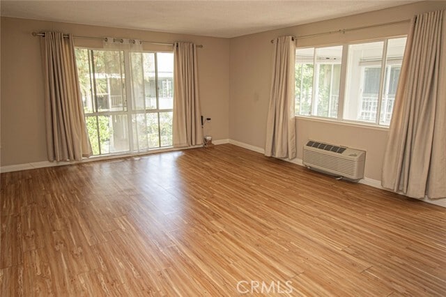 Building Photo - 280 Avenida Carmel