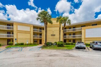 Building Photo - 9000 NW 28th Dr