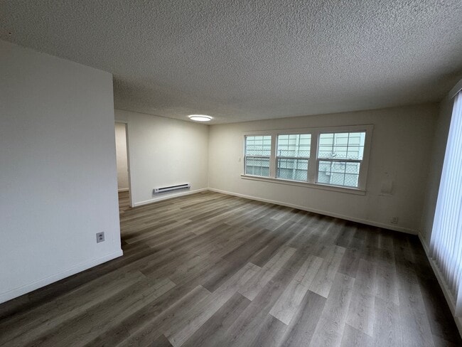 Building Photo - 2082 167th Ave