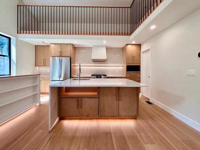 Foto del edificio - 2159 Ash St