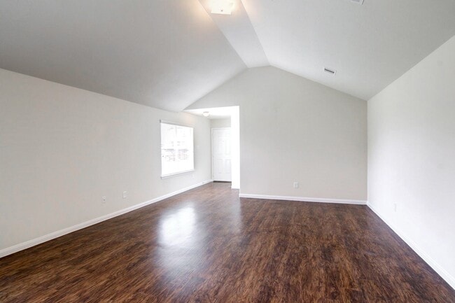 Building Photo - 5554 Plantation Forest Dr