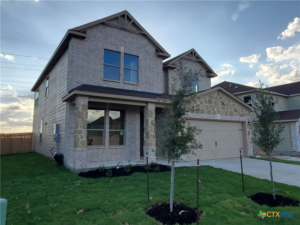 Foto principal - 4005 Woodside Dr