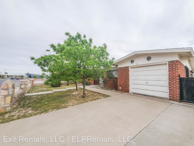 Building Photo - 4 br, 2 bath House - 9632 Montwood Dr.