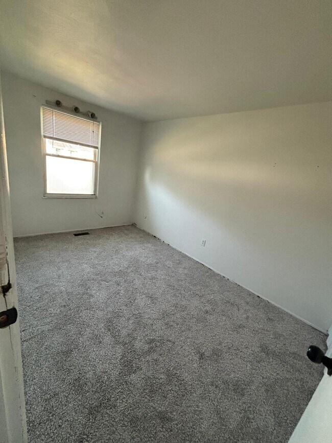 Foto del edificio - 432 Hunters Trail Dr