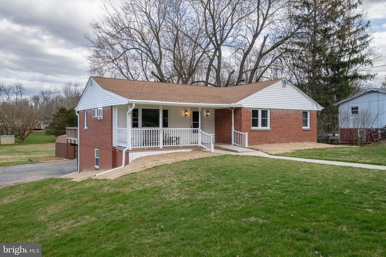 1639 The Strand, Westminster, MD 21157 House Rental in Westminster