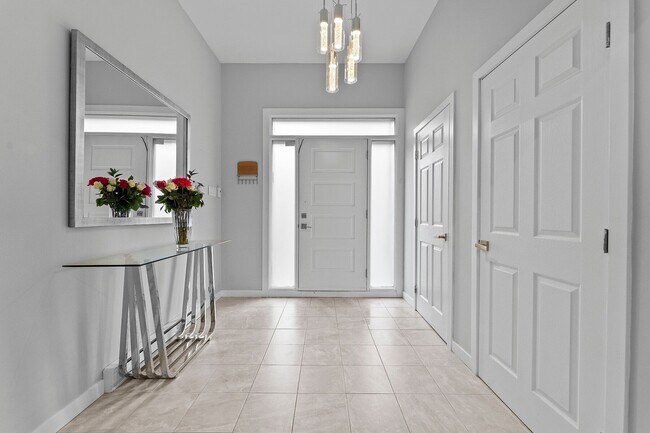 Building Photo - 44 Chem. d'Estérel