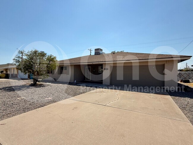 Foto del edificio - 8838 N 42nd Ave