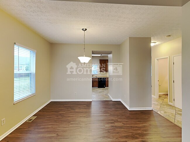 Foto del edificio - 1112 Taylor Mills Place