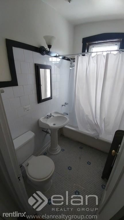 Foto principal - 4354 N Elston Ave