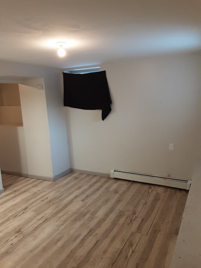 Foto del edificio - 32 Highland Dr