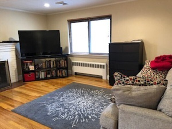 Foto del edificio - 9 Reservoir Rd