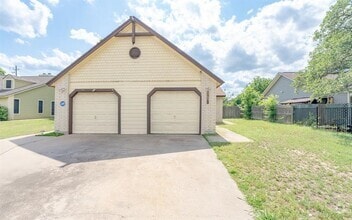 Building Photo - 8703 Clearbrook Trl