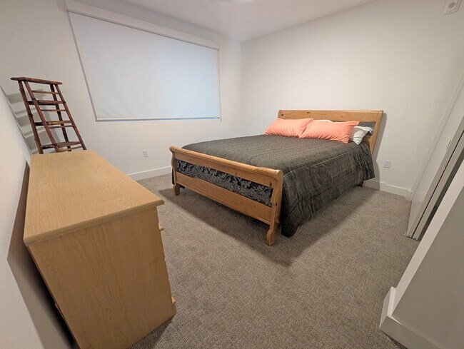 Building Photo - 1330 Federal Ave