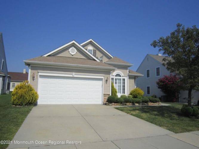 45 Pancoast Rd, Waretown, NJ 08758 Room for Rent in Waretown, NJ