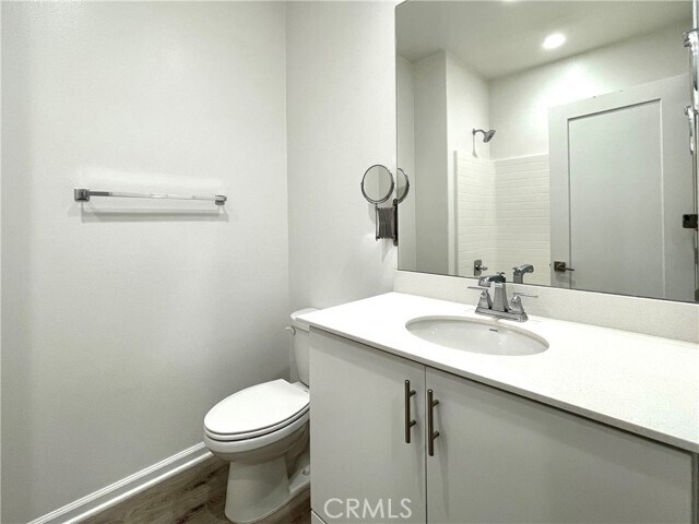 Foto del edificio - 635 S Motif St