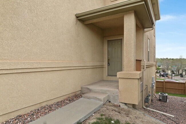 Building Photo - 3672 Venice Grove