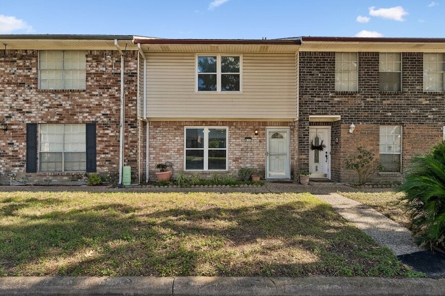 Photo - 1831 Sherwood Forest Street Unit 28